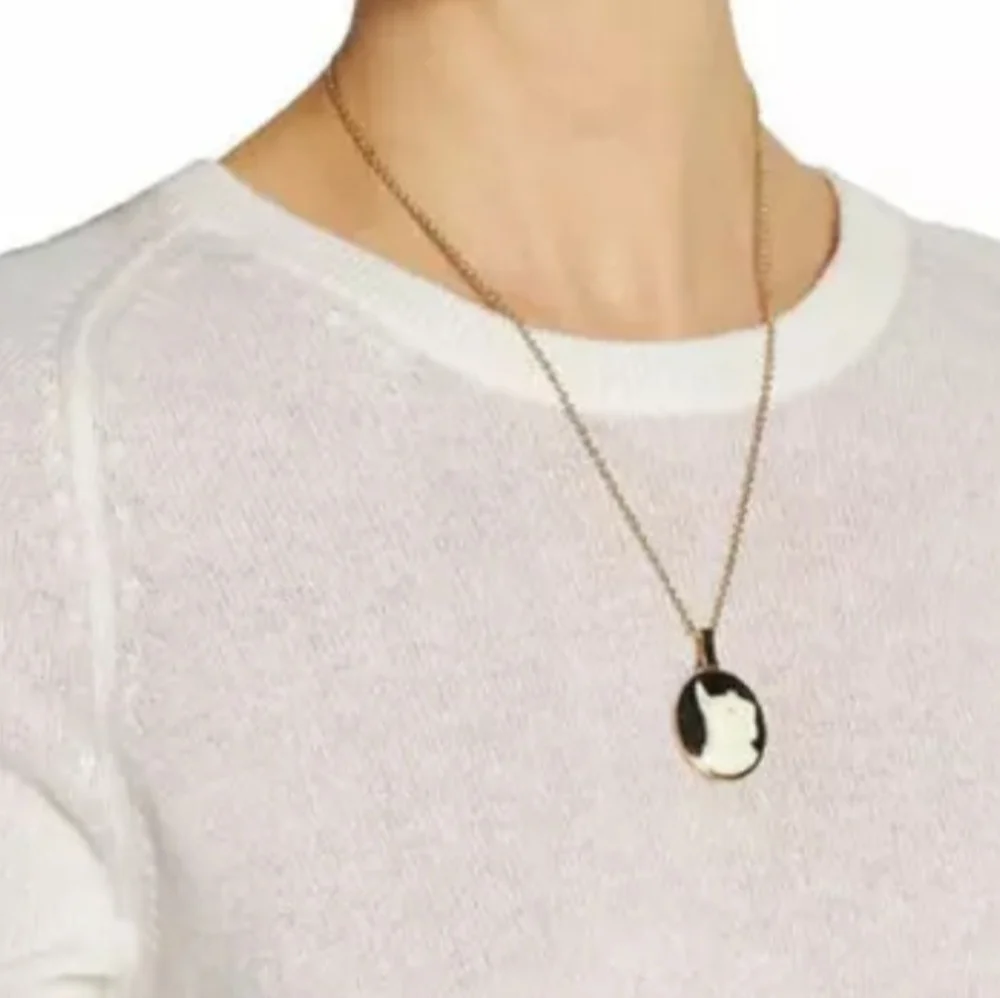 Marc by Marc Jacobs "Olive" Dog Cameo Pendent and Necklace - Picture 2 of 3